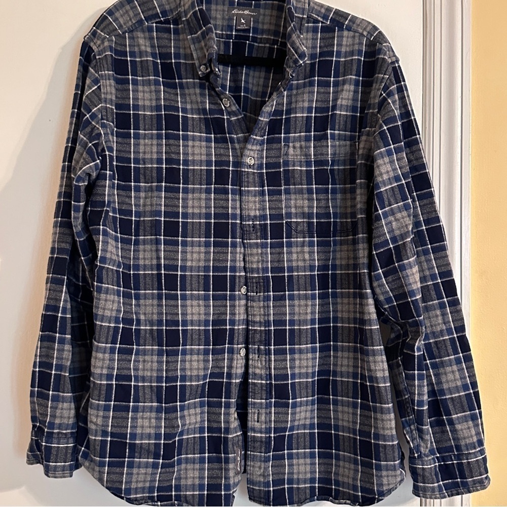 Eddie Bauer Relaxed Fit Button Down shirt Plaid Cotton Flannel Mens L